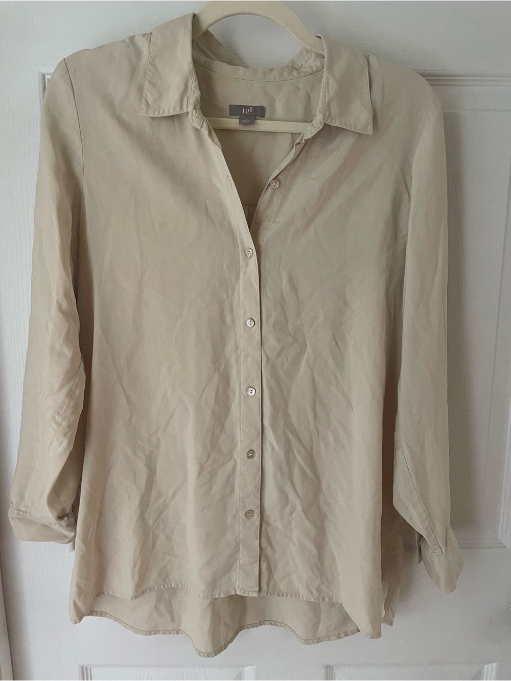 J. Jill 100% Silk Ivory Button Down Blouse